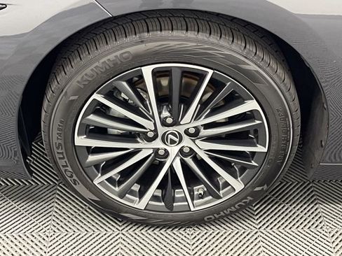 Certified 2024 Lexus ES 300h w/ Premium Package FWD image 23