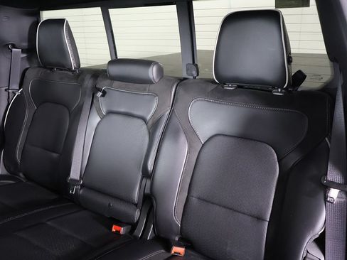 Used 2025 RAM 1500 Laramie w/ Sport Appearance Package AWD/4WD image 35