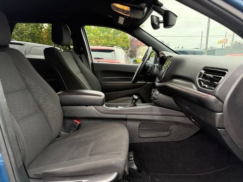 Used 2025 Dodge Durango GT AWD/4WD image 12