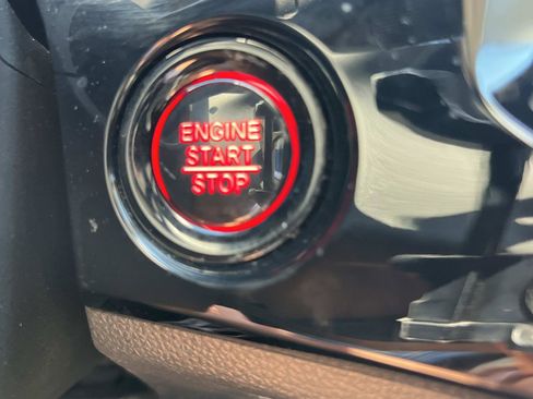 Used 2022 Honda Civic EX image 32