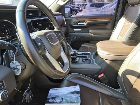 Used 2023 GMC Sierra 1500 Denali w/ Denali Reserve Package AWD/4WD image 8