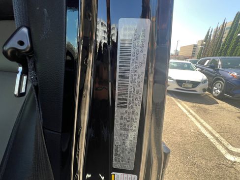 Used 2020 Jeep Gladiator Sport w/ Quick Order Package 24S image 31