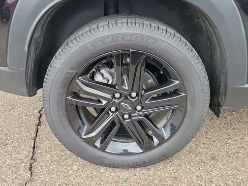 Certified 2024 Chevrolet Trax ACTIV w/ Driver Confidence Package image 6