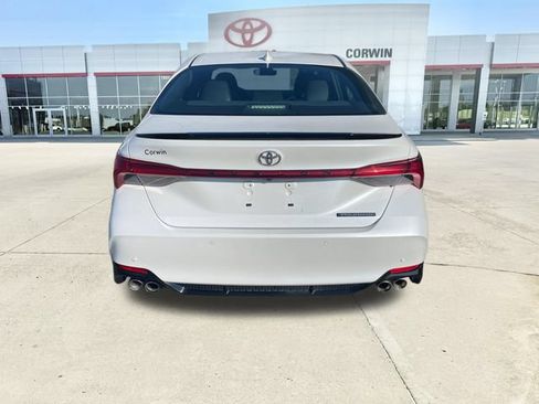 Certified 2022 Toyota Avalon Touring w/ Advanced Safety Package FWD image 4