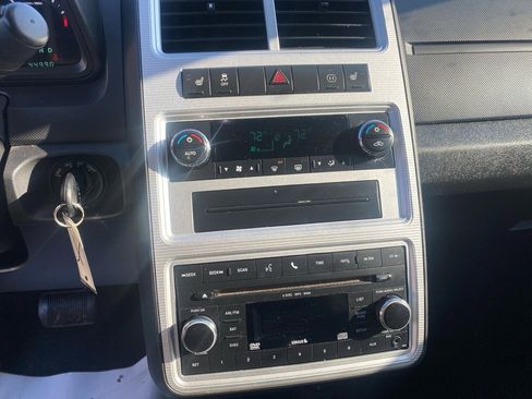 Used 2010 Dodge Journey SXT w/ Premium Convenience Group image 13
