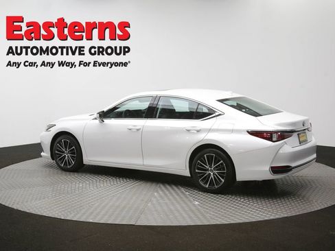 Used 2024 Lexus ES 250 w/ Premium Package AWD/4WD image 65