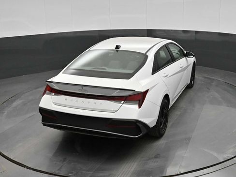 New 2026 Hyundai Elantra Sport FWD image 29