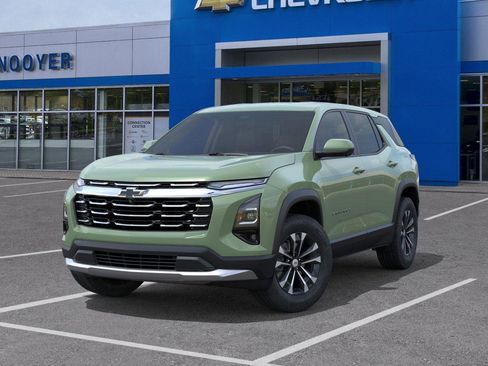 New 2026 Chevrolet Equinox LT w/ Safety and Technology Package image 6