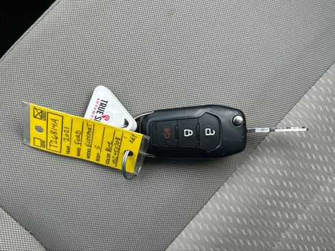 Certified 2021 Ford EcoSport S image 29