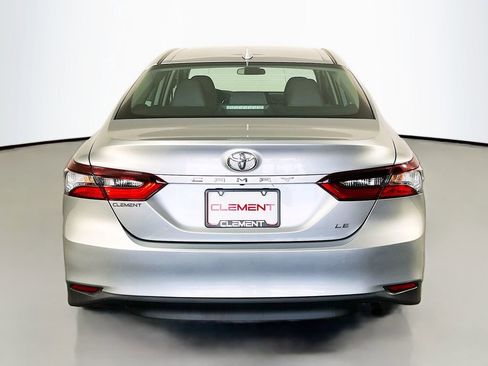 Used 2022 Toyota Camry LE FWD image 8