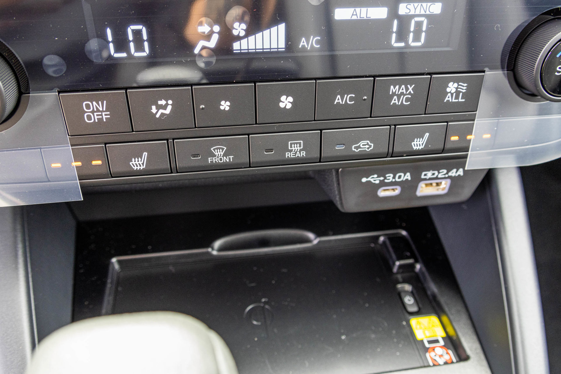 New 2026 Subaru Outback Limited AWD/4WD image 9