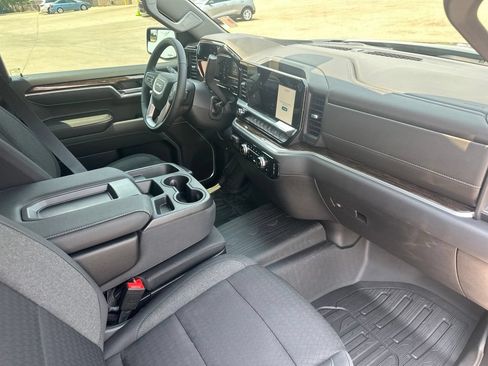 Used 2026 GMC Sierra 1500 SLE AWD/4WD image 25
