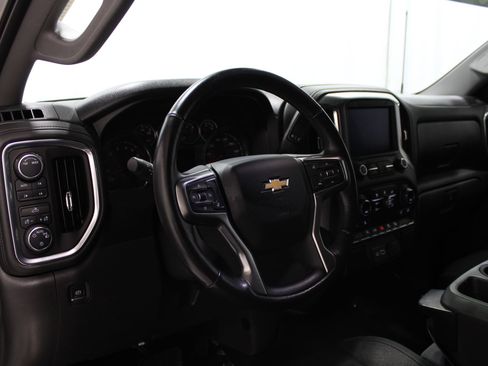 Used 2021 Chevrolet Silverado 1500 LT w/ Z71 Off-Road Package AWD/4WD image 12