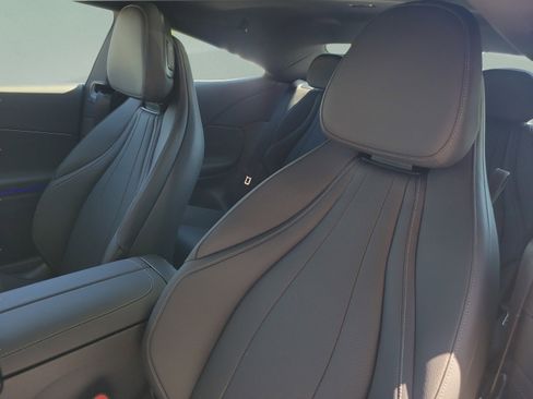 New 2026 Mercedes-Benz CLE 300 4MATIC Coupe image 9