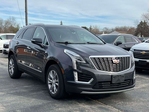 Certified 2022 Cadillac XT5 Premium Luxury image 2