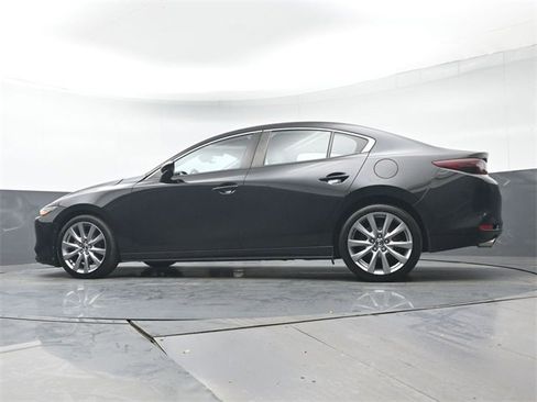 Used 2019 MAZDA MAZDA3 Sedan image 28