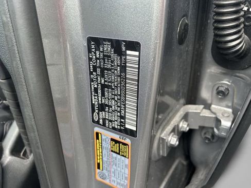 Used 2025 Genesis GV80 2.5T Standard image 38