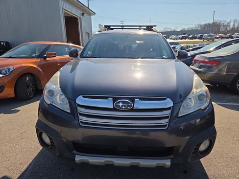 Used 2013 Subaru Outback 3.6R Limited image 10