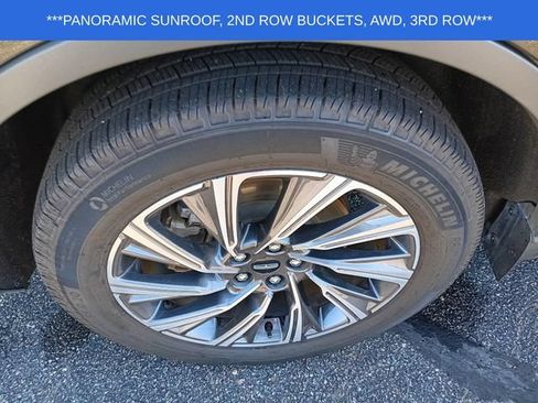 Used 2025 Lincoln Aviator AWD image 24