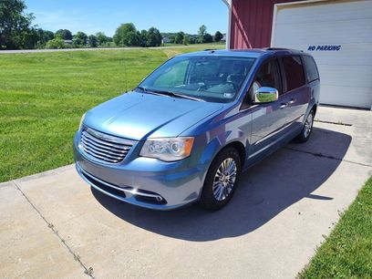 Used 2011 Chrysler Town & Country Limited