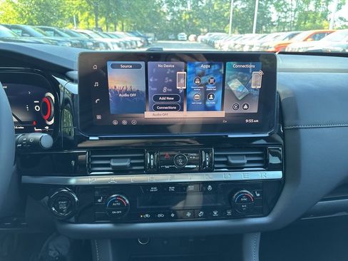 New 2026 Nissan Pathfinder SL FWD image 11