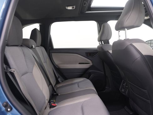 Used 2025 Subaru Forester Premium AWD/4WD image 15