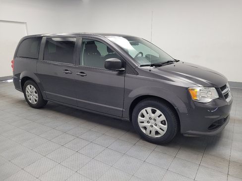 Used 2018 Dodge Grand Caravan SE FWD image 11