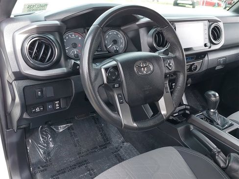 Used 2021 Toyota Tacoma TRD Off-Road image 15