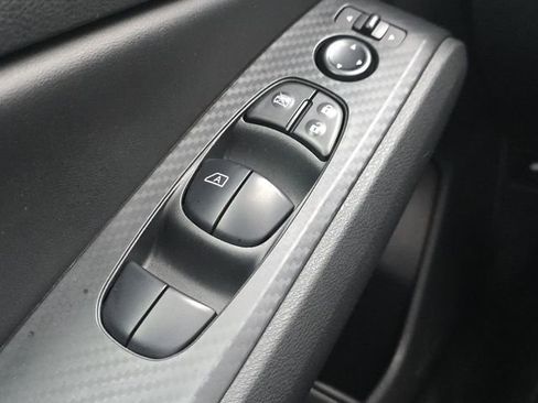 Used 2024 Nissan Altima 2.5 SV image 24