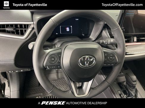 Used 2026 Toyota Corolla Cross LE w/ Moonroof Package FWD image 27