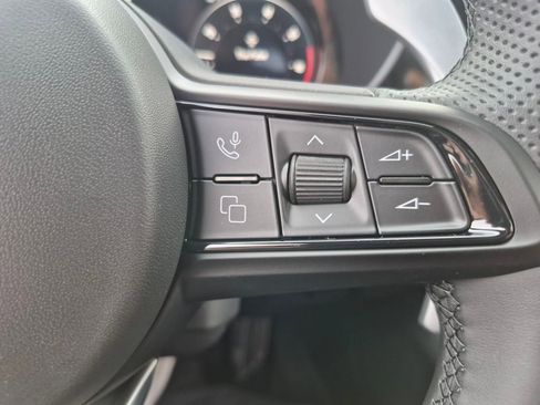 New 2025 Alfa Romeo Giulia AWD w/ Driving Assist Package image 21