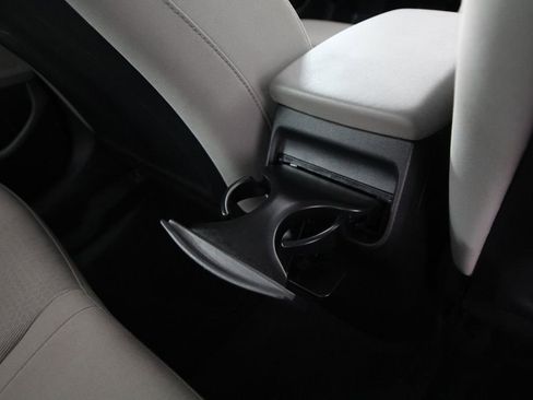 Used 2018 Hyundai Elantra SEL FWD image 48