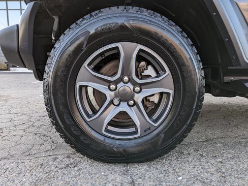 Used 2019 Jeep Wrangler Unlimited Sport S image 48