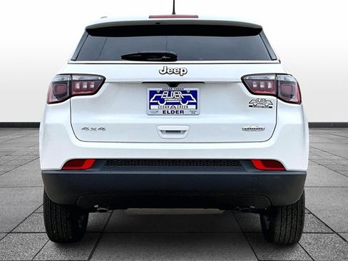 New 2026 Jeep Compass Latitude image 3