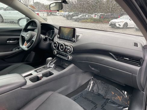 Used 2024 Nissan Sentra SV image 28