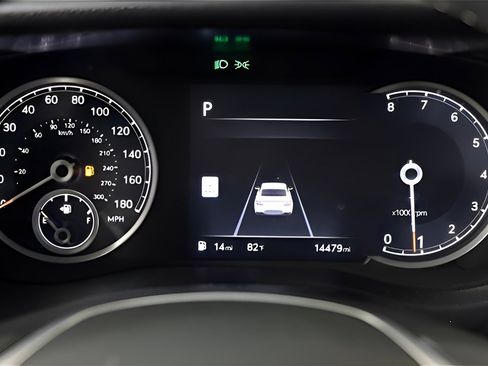 Used 2024 Genesis G70 2.5T w/ Sport Prestige Package image 17