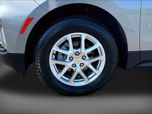 Used 2023 Chevrolet Equinox LT AWD/4WD image 8