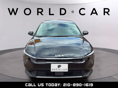 Used 2025 Kia K4 EX FWD image 9