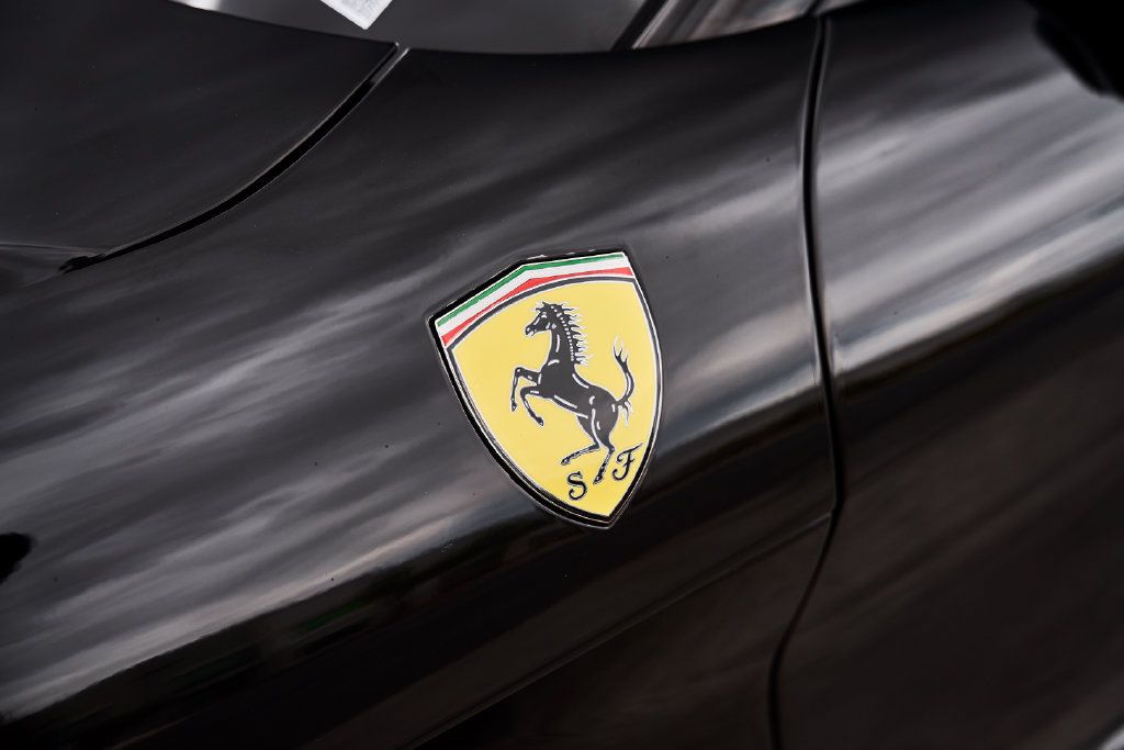 Used 2015 Ferrari F12 Berlinetta RWD image 8