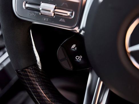 Used 2022 Mercedes-Benz G 63 AMG 4MATIC w/ Seat Comfort Package image 58