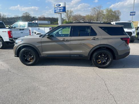 New 2026 Ford Explorer Tremor AWD/4WD image 8