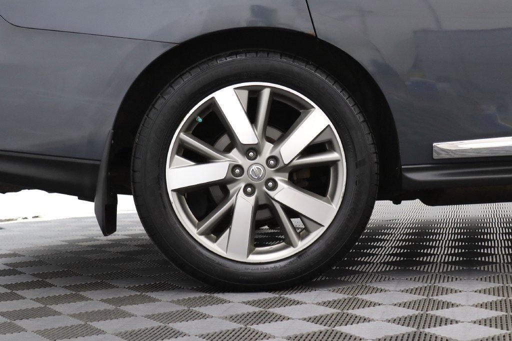 Used 2014 Nissan Pathfinder Platinum w/ Platinum Premium Package AWD/4WD image 6
