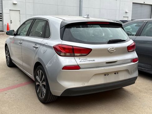 Used 2018 Hyundai Elantra GT image 6