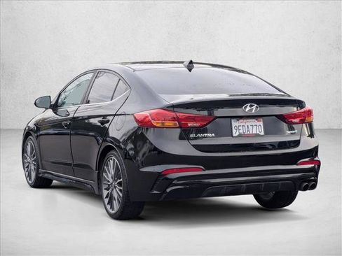 Used 2017 Hyundai Elantra Sport image 8