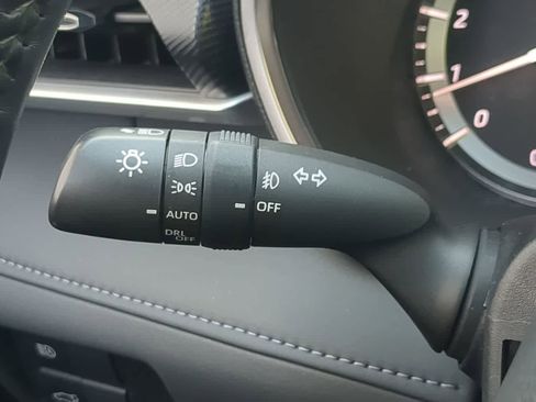 Used 2022 Toyota Highlander XSE image 29