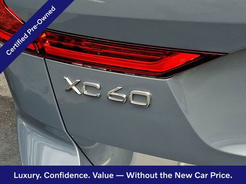 Certified 2023 Volvo XC60 B5 Plus w/ Protection Package Premier AWD/4WD image 30