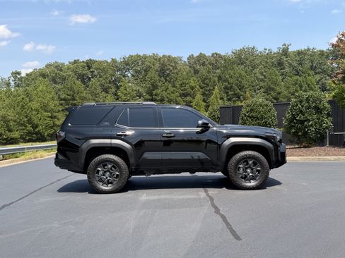 Used 2025 Toyota 4Runner TRD Off-Road Premium w/ Tow Technology Package AWD/4WD image 5