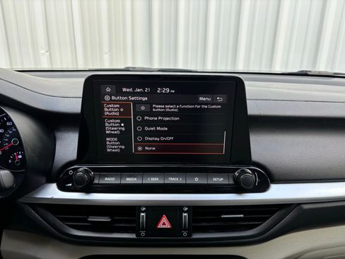 Used 2023 Kia Forte LXS image 23