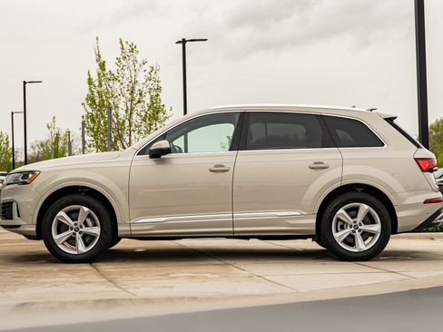 Certified 2023 Audi Q7 2.0T Premium w/ Convenience Package AWD/4WD image 6