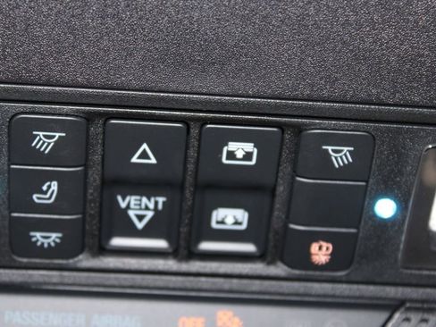 Used 2025 Ford Expedition Platinum w/ Stealth Appearance Package image 46